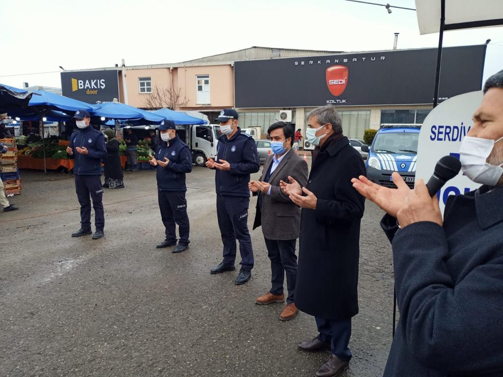 Sakarya’da pazarcılardan dualı siftah