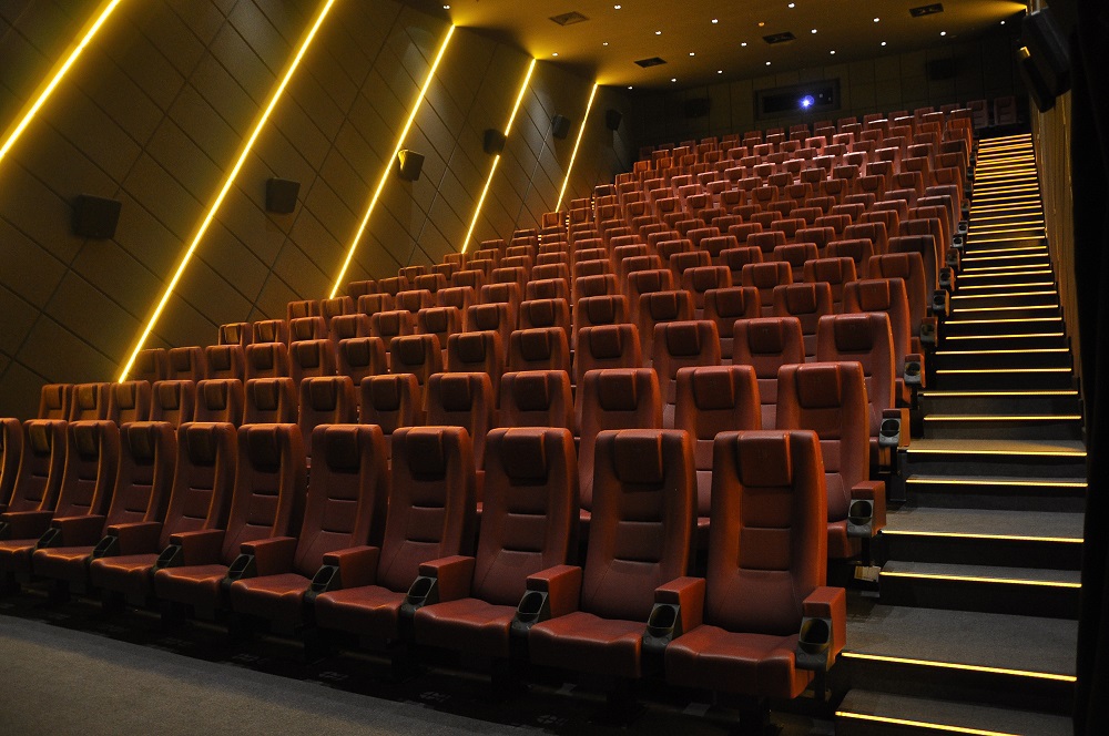 Bursa'da sinema salonlarının açılışı 12 Mayıs'a ertelendi