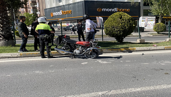 Adıyaman’da otomobil ile motosiklet çarpıştı: 1 yaralı