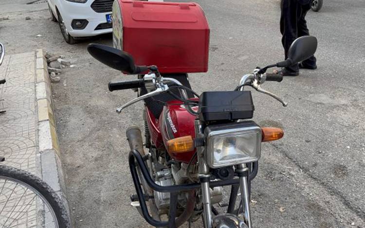 Adıyaman'da motosiklet otomobile çarptı