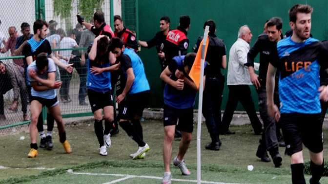 Arslanbey Sanayi’de iki futbolcu ceza aldı