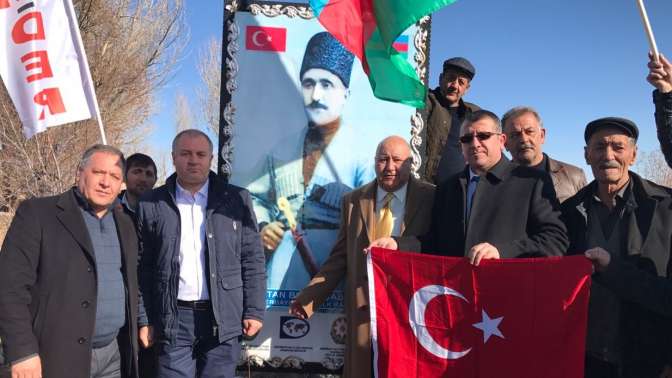 ASİMDER’den halk kahramanı Soltanbey’in mezarına ziyaret