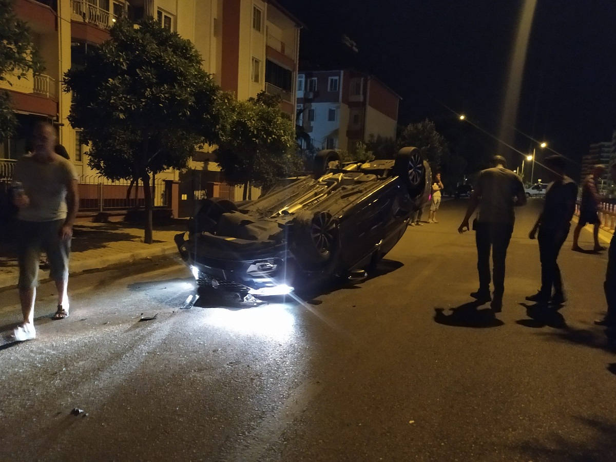 Aydın’da direksiyon hakimiyetini kaybeden sürücü takla attı