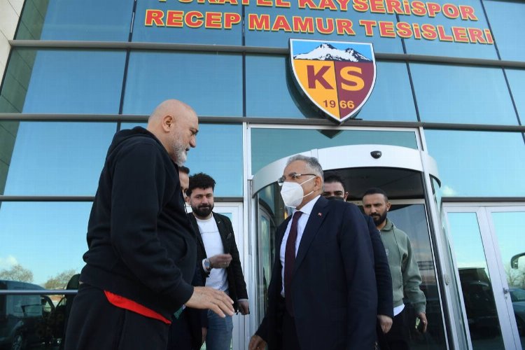 Başkan Büyükkılıç'tan Kayserispor'a moral ziyareti 