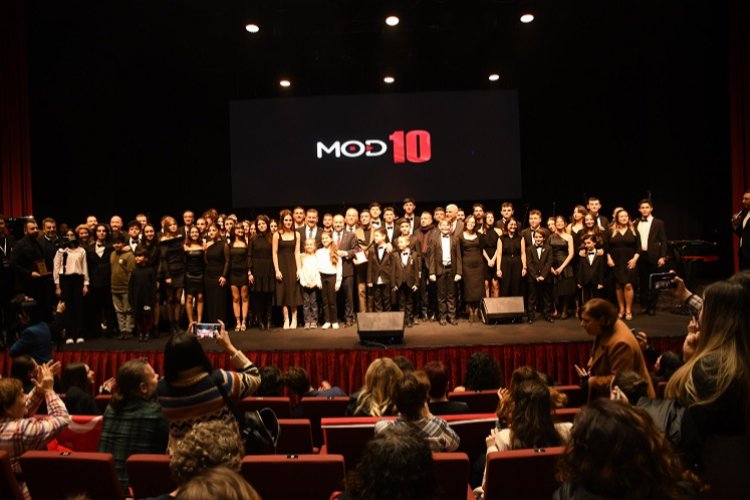 Balıkesir'de MOD10 ilk konserini verdi