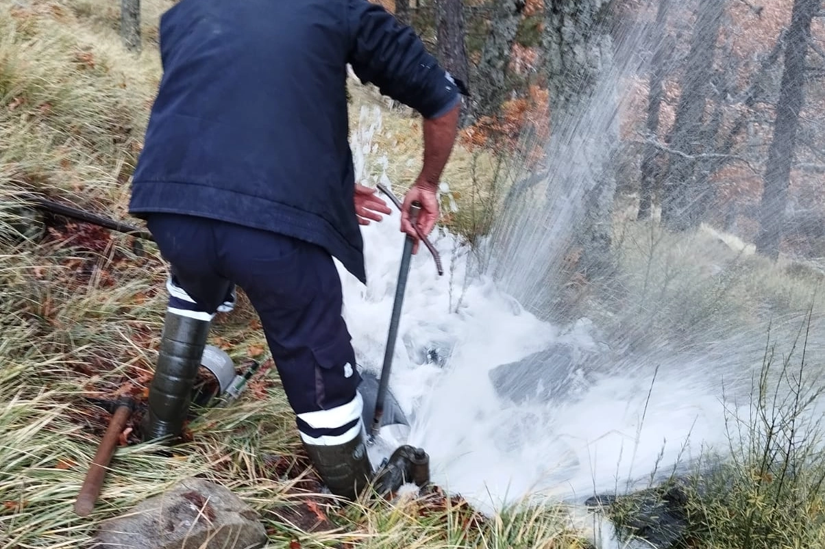 Balıkesir Edremit'te su hattı sorunlarına BASKİ çözümü