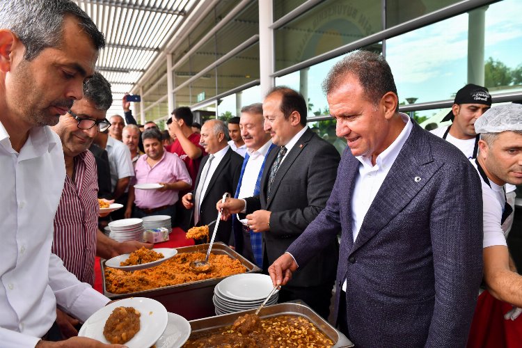 Başkan AVM'lere postayı koydu: “Şuursuzca Çoğalan Avm’lere Karşıyım”