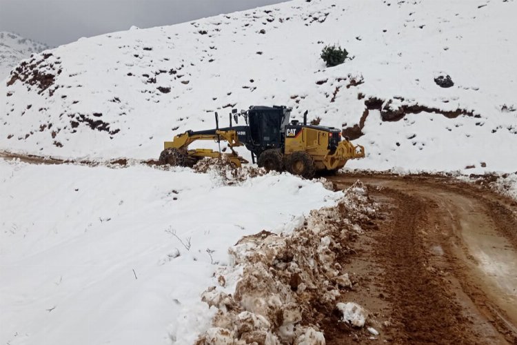 Batman Sason'da cenaze için 15 kilometrelik yol açıldı