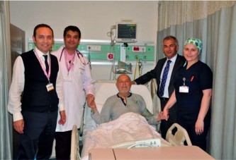 Bilekten Radial Anjiyografi ile Stent Takıldı