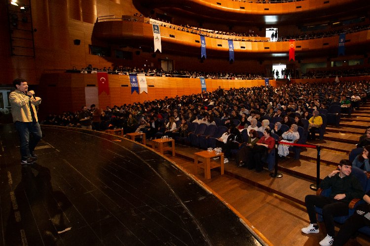 Bursa'da gençlere YKS için 'Bonus Hoca' dopingi