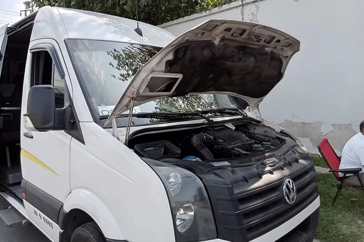 Bursa’da servis şoförleri sıcaklardan şikayetçi