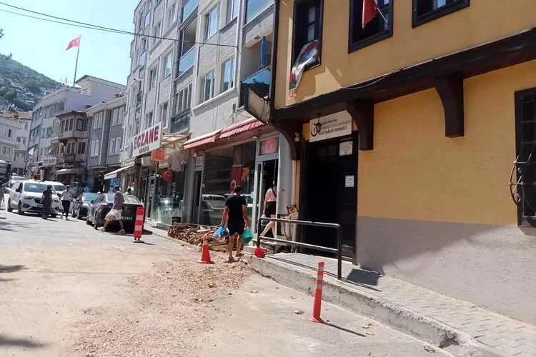 Bursa Muradiye’de altyapı çalışmaları devam ediyor!