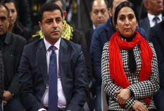 Demirtaş ve Yüksekdağ dahil 11 milletvekili gözaltına alındı