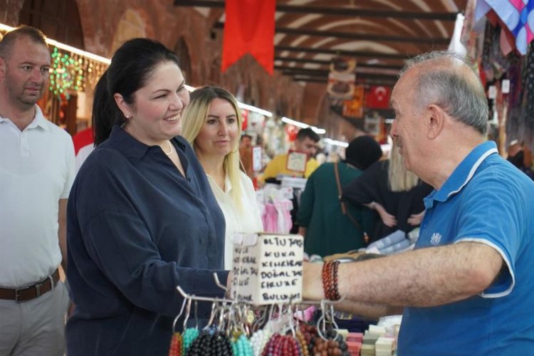 Edirne'de AK Parti'den Selimiye Arastası’na ziyaret