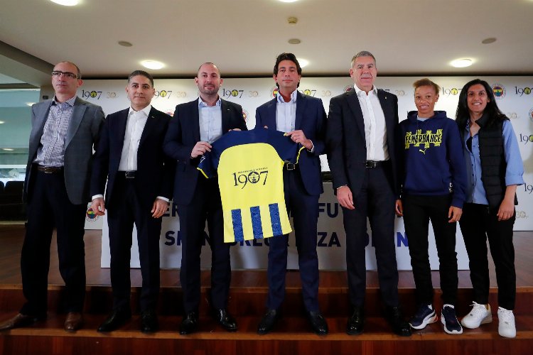 Fenerbahçe'den Fenerbahçe'ye sponsorluk