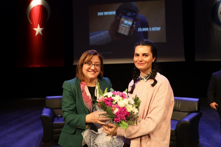 Gaziantep'te Başkan Şahin, gençlerle bir araya geldi