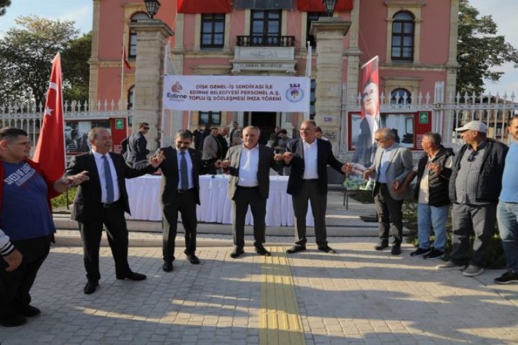 Gelen zammı halay çekerek kutladılar