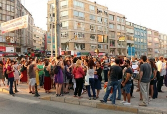 Hamile kadınlardan protesto