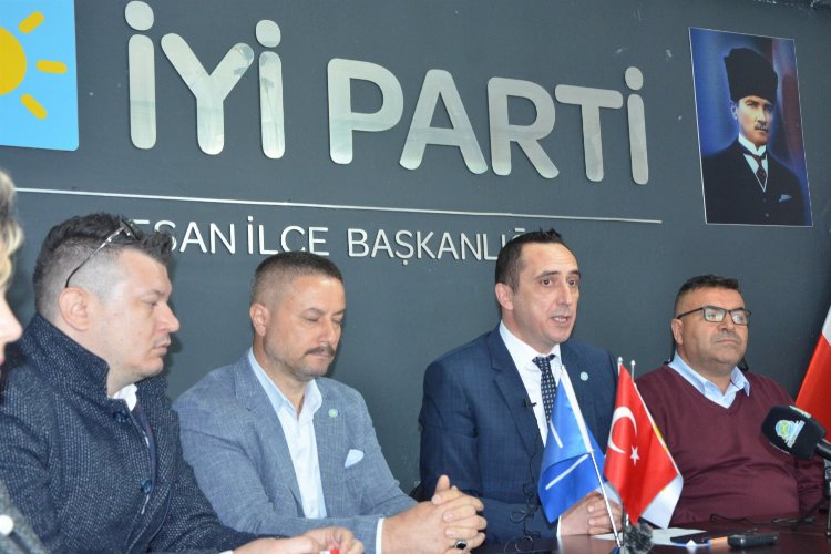 İYİ Parti Keşan'a Zafer Sarıkeçe atandı