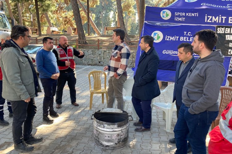 İzmit'in Hatay'daki aşevine Saadet Partisi'nden ziyaret