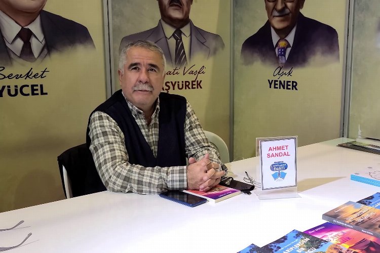 Kahramanmaraş’lı Şair ve Yazar Ahmet Sandal 2021'de boş durmadı