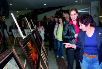 Kartepe’nin Güz Fotoğrafları Özdilek’te Sergileniyor