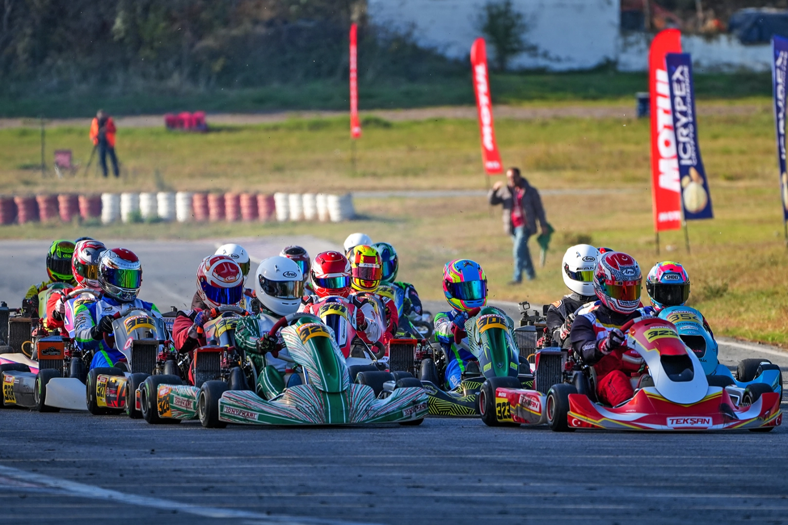 Karting son ayakta büyük çekişme