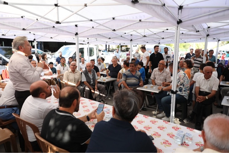 Kayseri Melikgazi'den Aydınlıkevler'e hizmet yağmuru