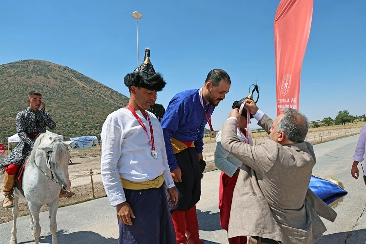 Kayseri Talas'ta Atlı Okçuluk heyecanı