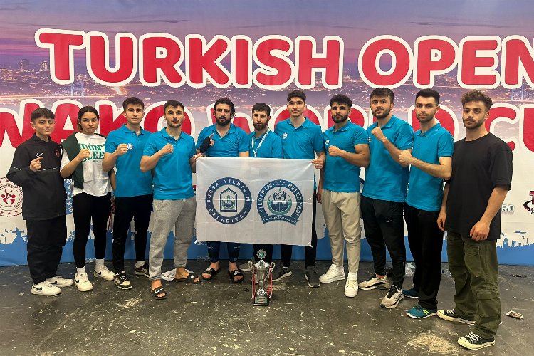 KickBoks'ta Bursa Yıldırım rüzgârı