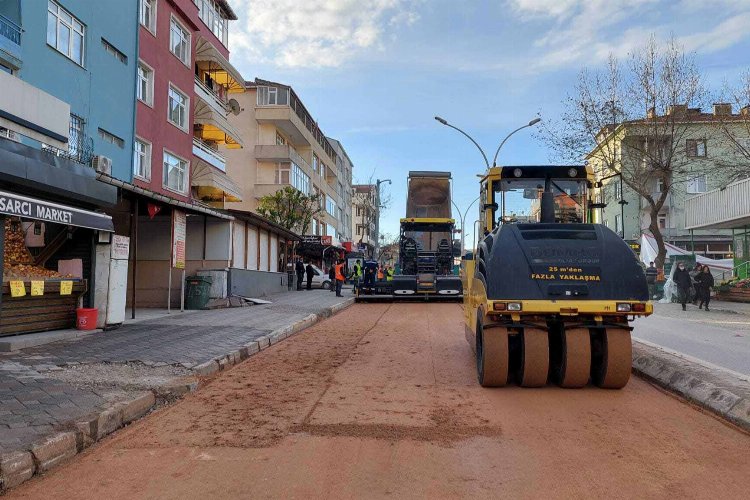 Kocaeli'nde asfaltlama çalışması devam ediyor 