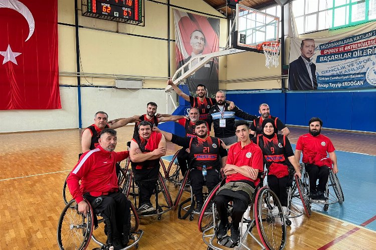 Malatya Voleybol ve Tekerlekli Sandalye Basketbol takımı haftayı galibiyetle kapadı 