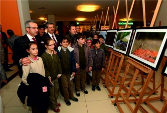 Malkoç’un Fotoğraf Sergisini Köşker Açtı