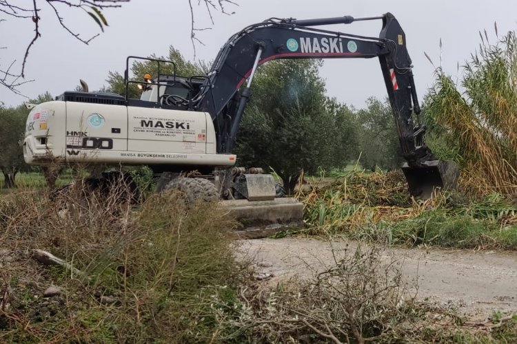 MASKİ Saruhanlı ilçesinde menfez çalışması yaptı 