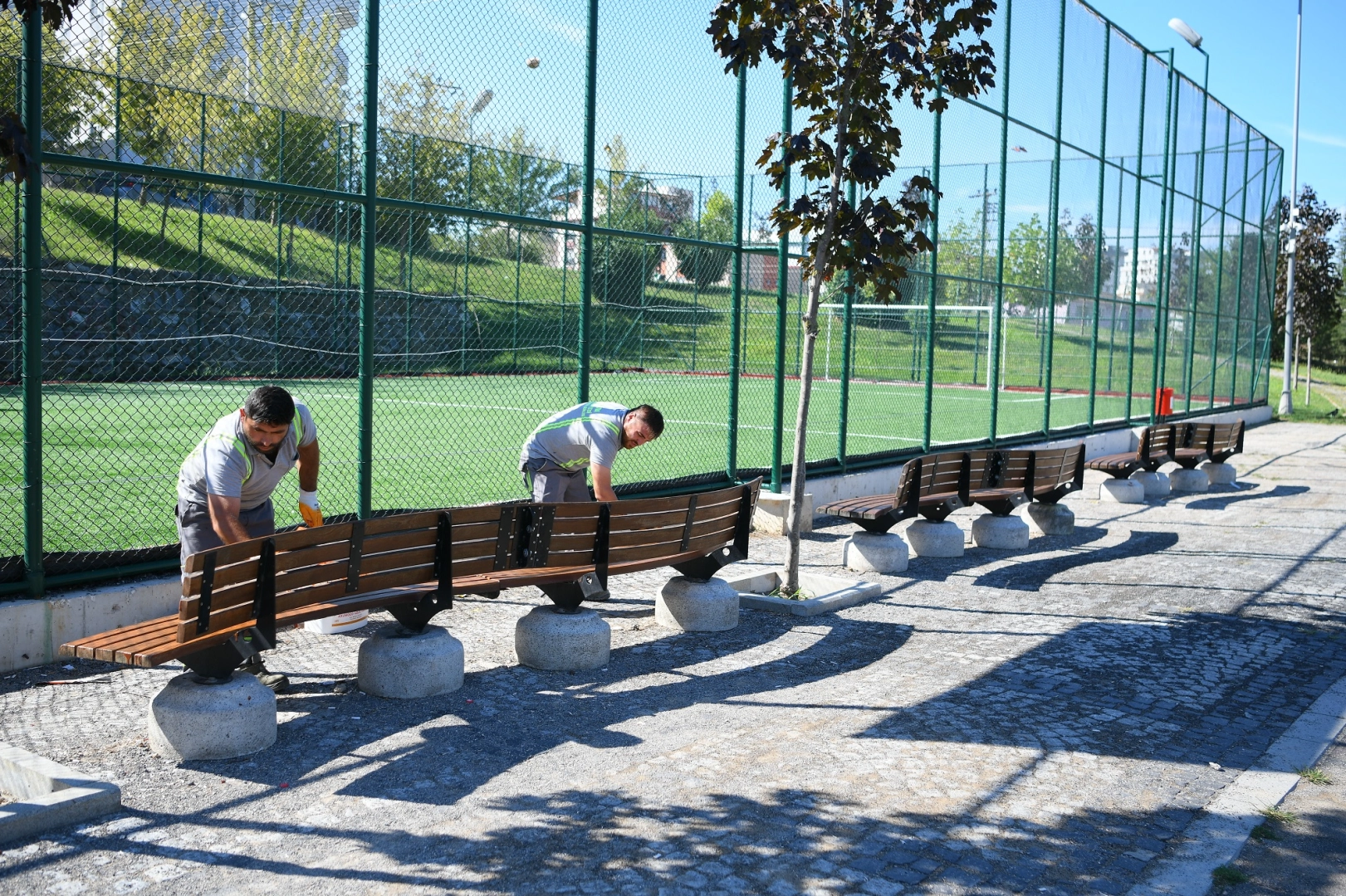 Mesire alanları ve parklarda bakım çalışması