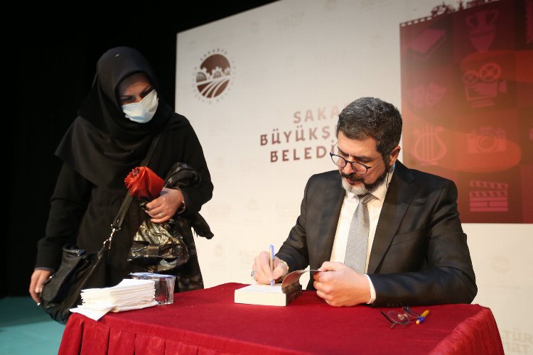 'Mevlana'nın fikirlerine küsmeyin'