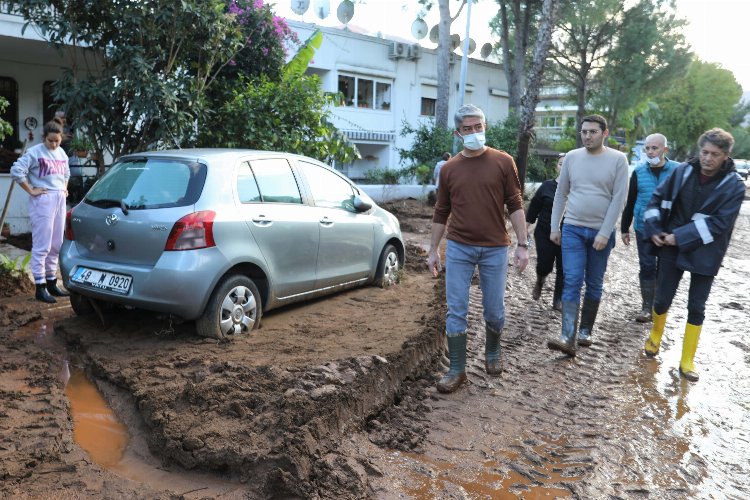 Muğla Marmaris sele karşı teyakkuzda