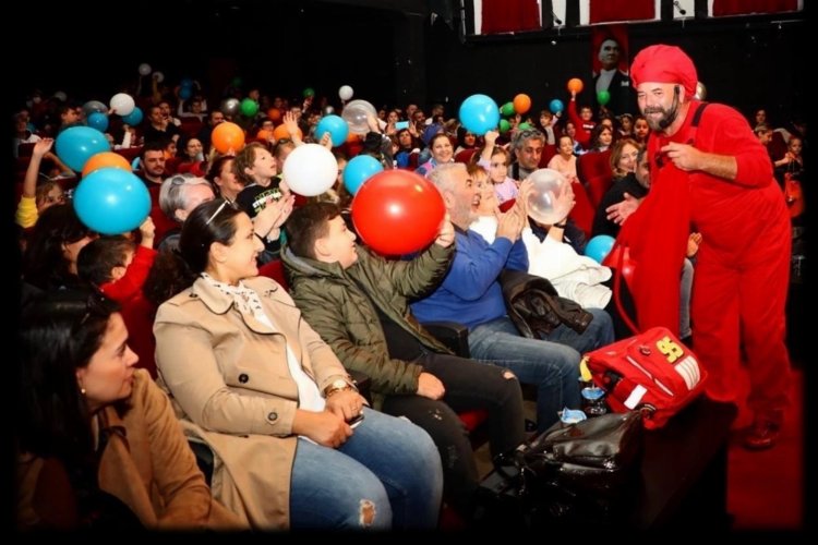 Murat Makar'dan stand-up gösterisi