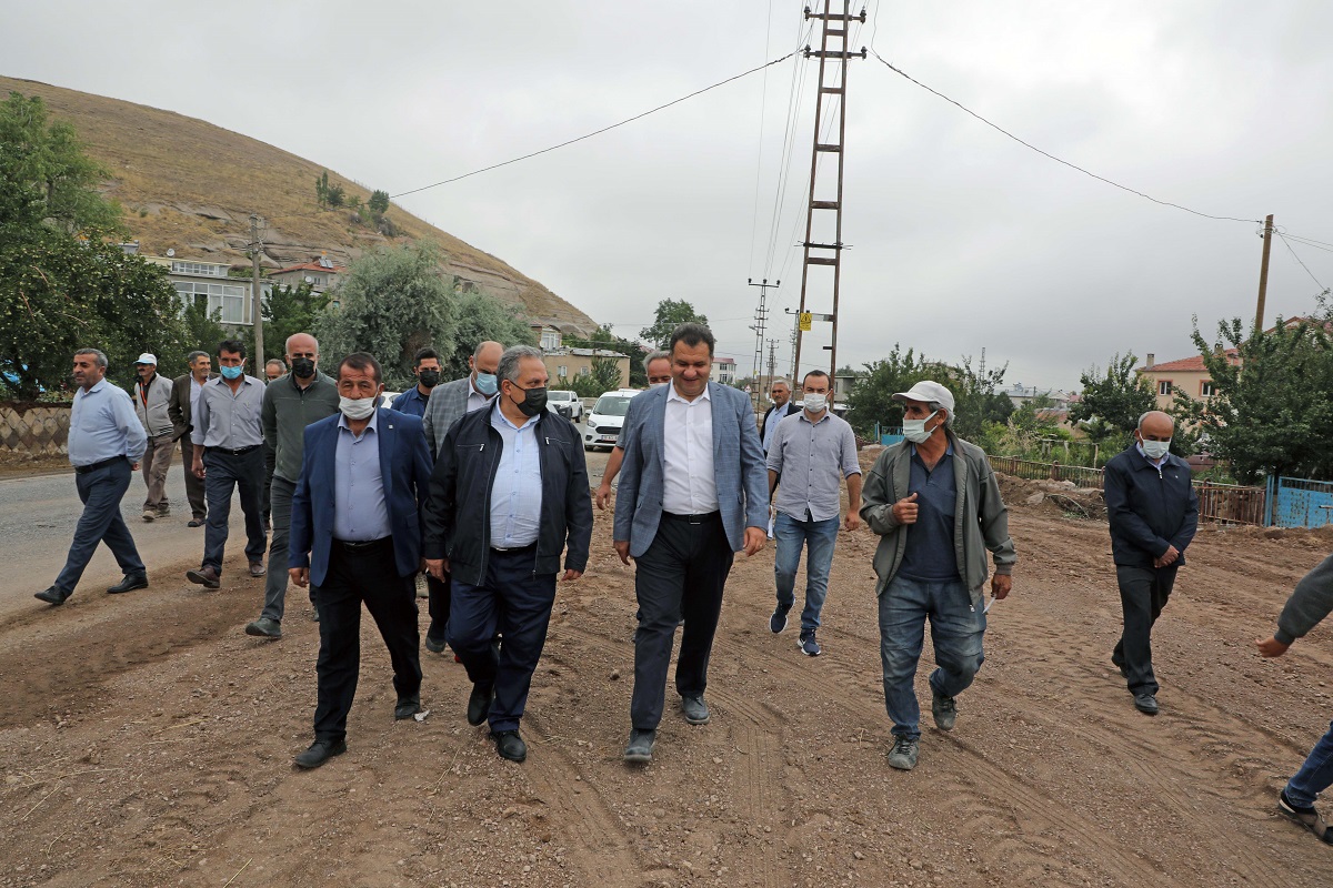 Mustafa Yalçın’dan çifte ziyaret