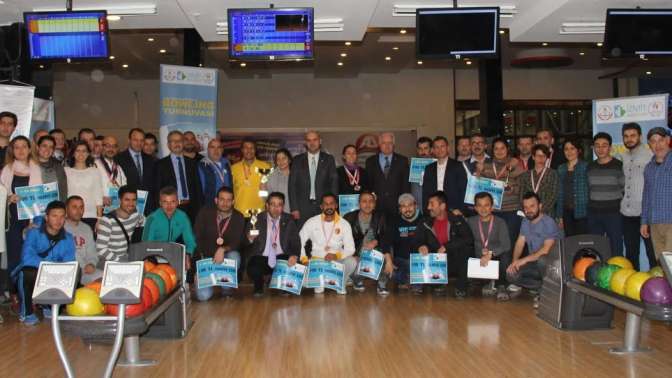 Öğretmenlere Özel Bowling Turnuvası