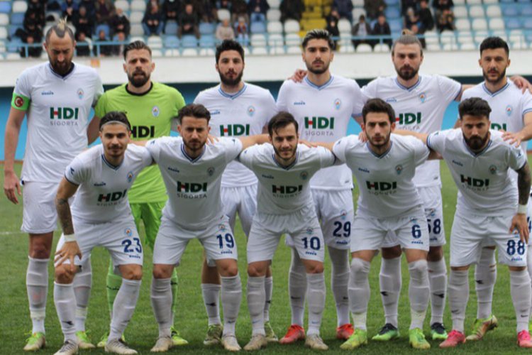 Pazarspor son maçını 1 puanla tamamladı