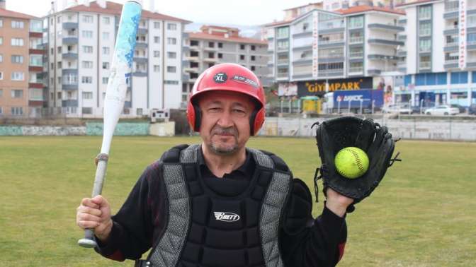 Rıdvan Şükür, Kızılcahamam’da Softbol hakemi oldu