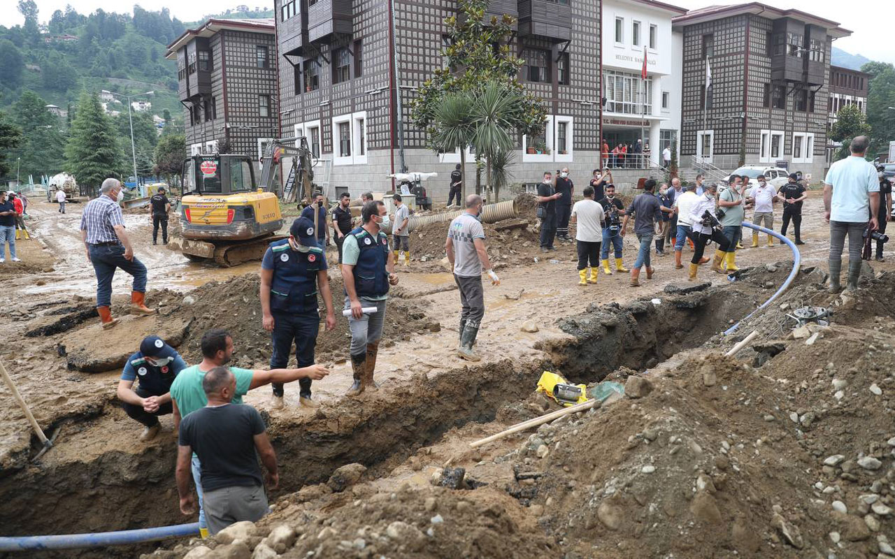 Rize’de felaketin yaraları sarılıyor