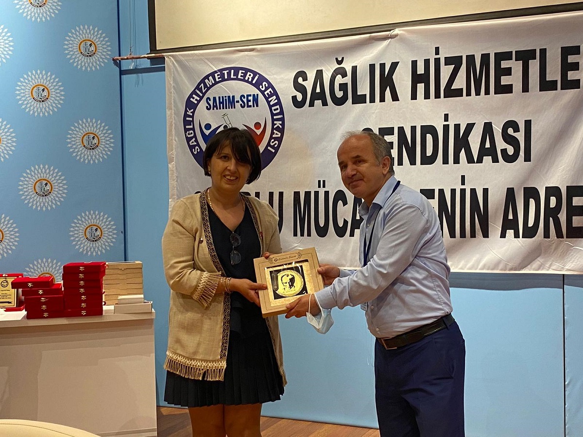 SAHİM-SEN’de Özlem Akarken’e güvenoyu