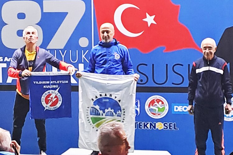 Sakarya atletizmde şampiyonluğu kaptırmadı