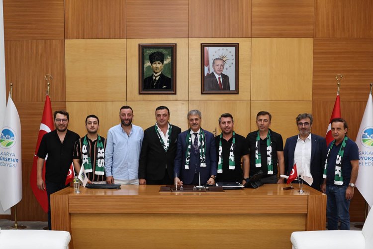 Sakaryaspor’un yeni yönetimininden Başkan Alemdar'a ziyaret