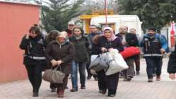 5 öğretmen FETÖ'den tutuklandı