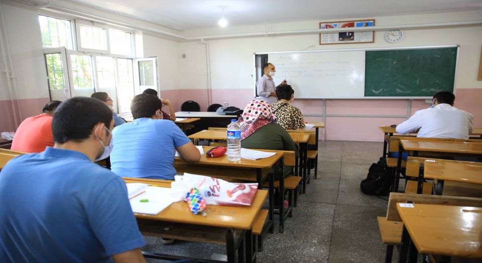 Aksaray'da gençler geleceğe hazırlanıyor