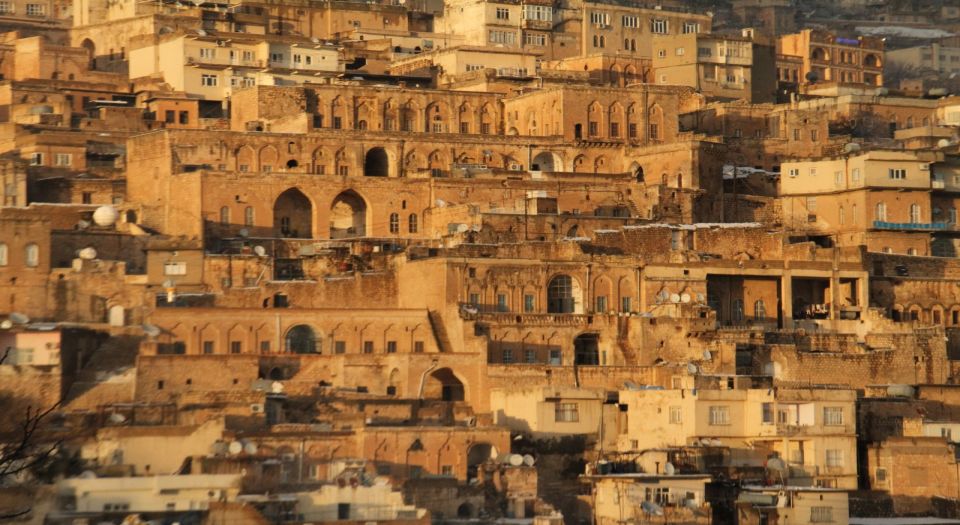 Mardin’in altın sarısı taş evleri hayran bırakıyor