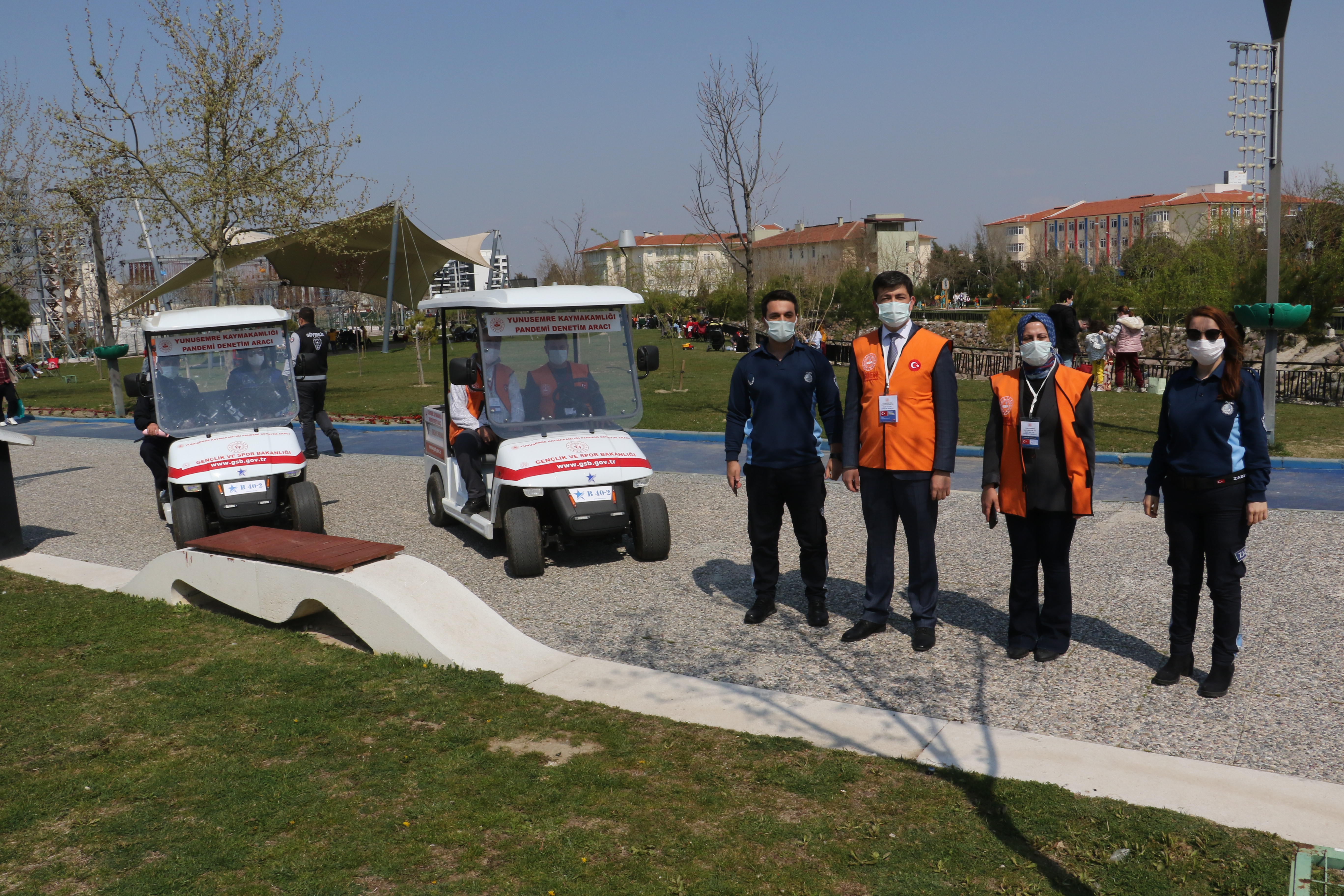 Manisa Atatürk Kent Park'ta COVID-19 denetimi